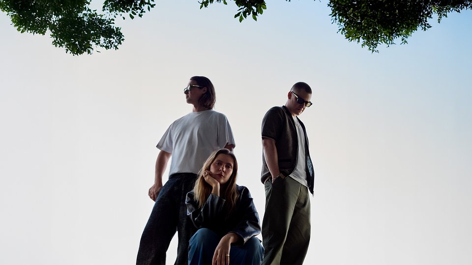 Jungle – Sunshine – Promo Photo